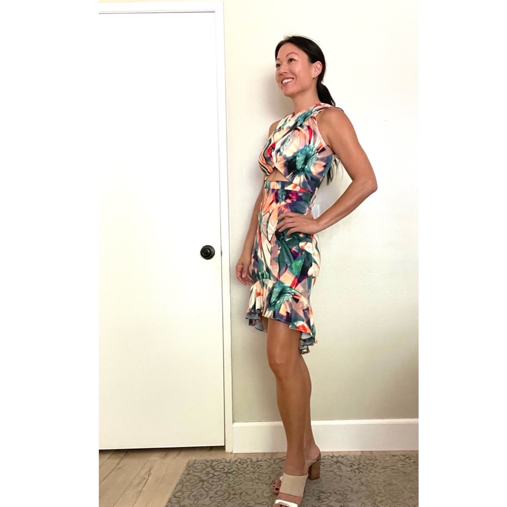 New.  Nicole Miller Artelier Calatheas tropical cut out dress